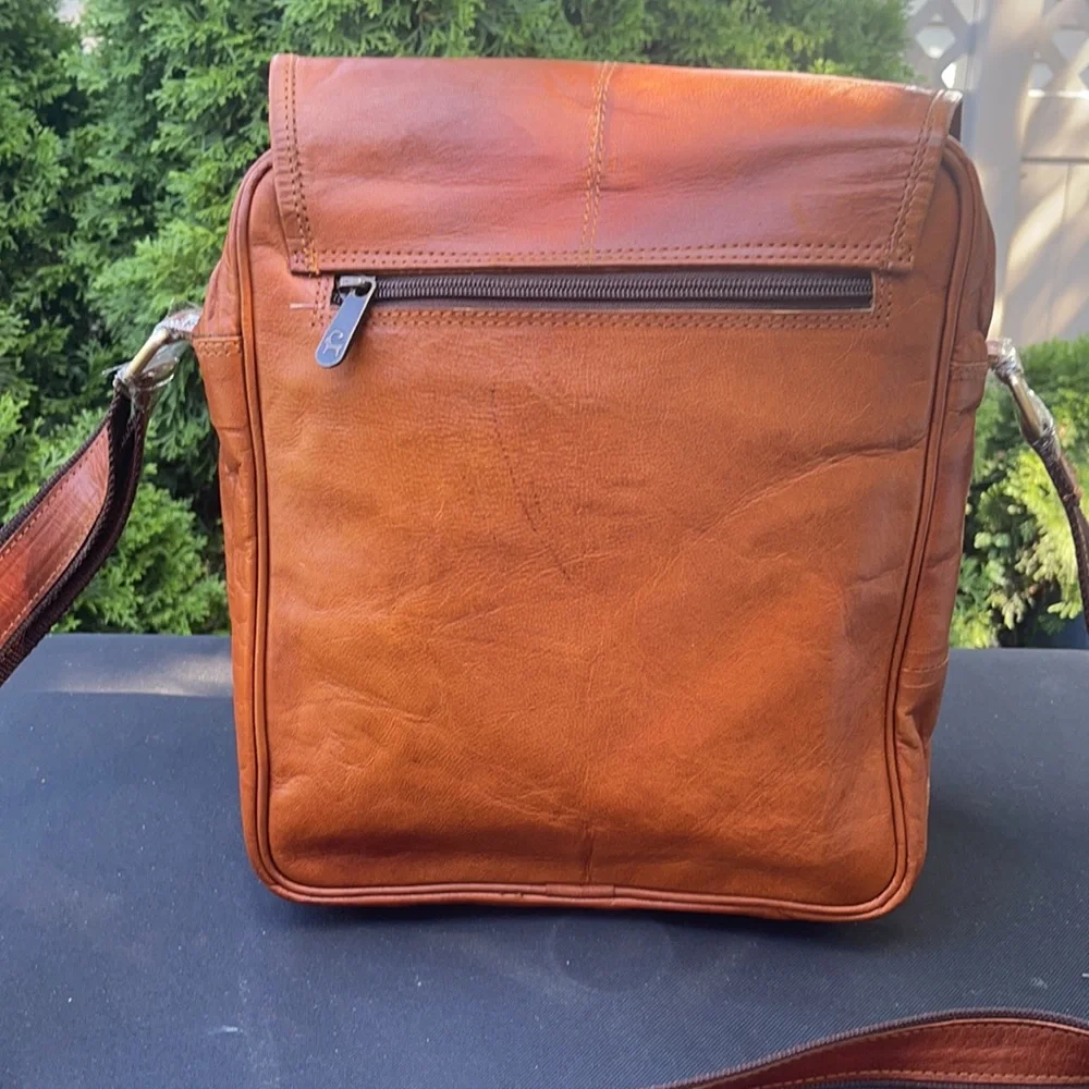 Urban leather satchel